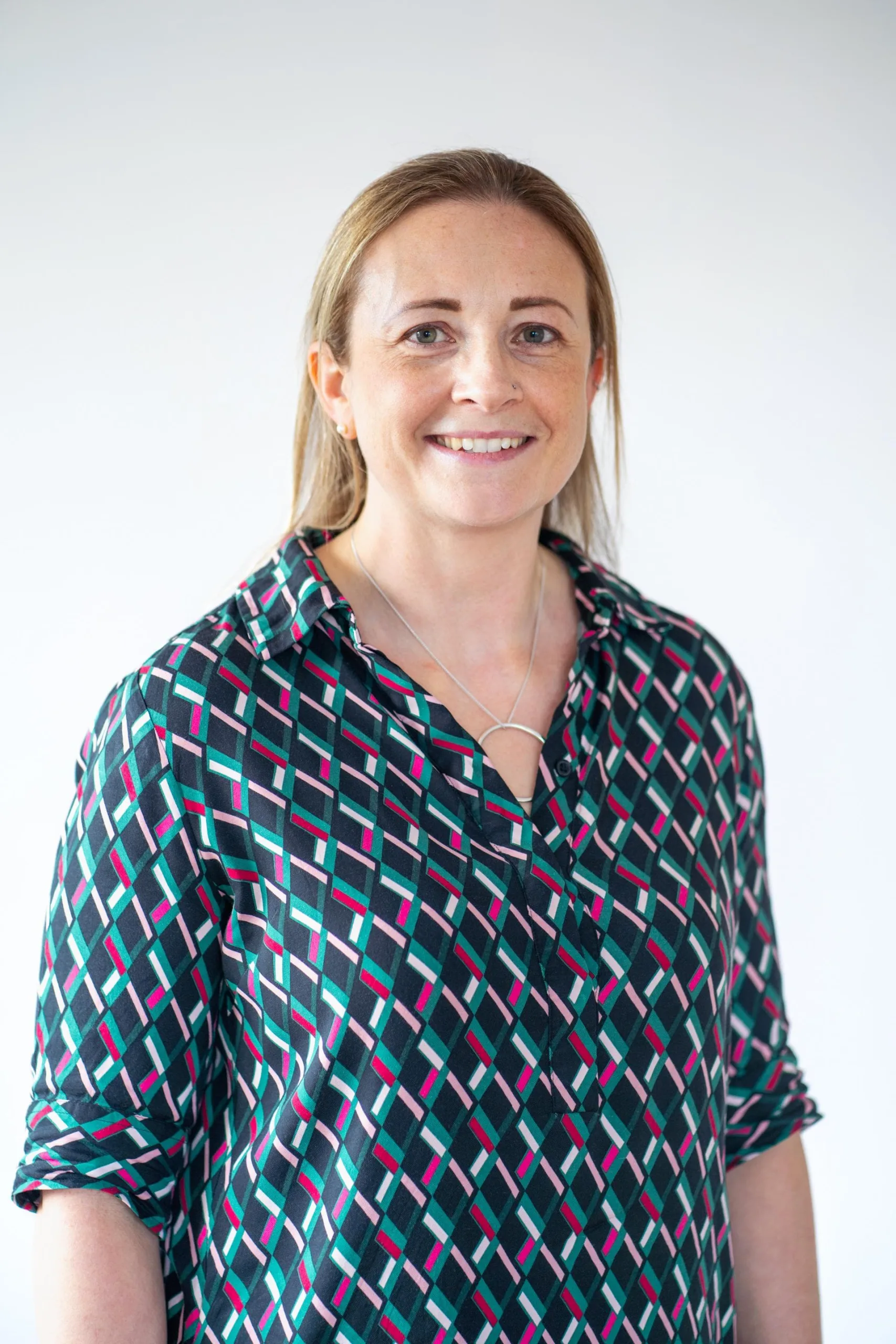 Dr. Clare Hollingsworth